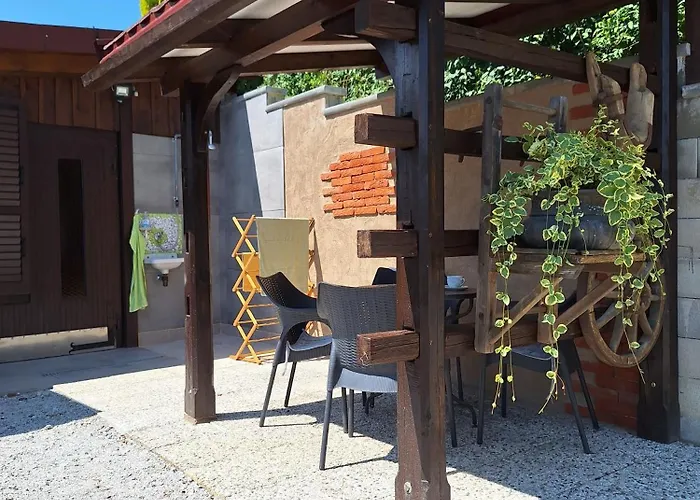 Stibelc Frida شقة Izlake