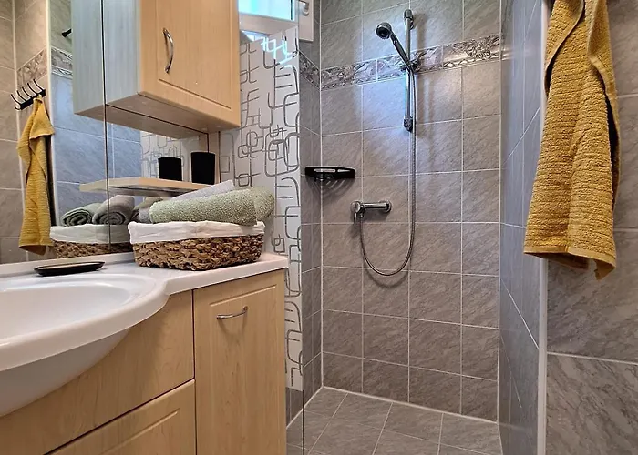 Stibelc Frida شقة