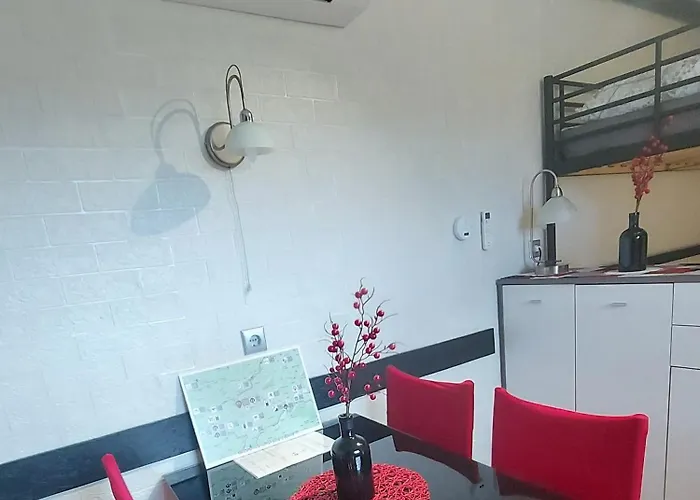 Stibelc Frida شقة Izlake